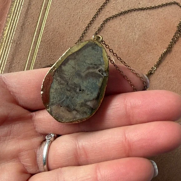 Elegant Amber Drusy Teardrop Pendant Necklace - Picture 3 of 3